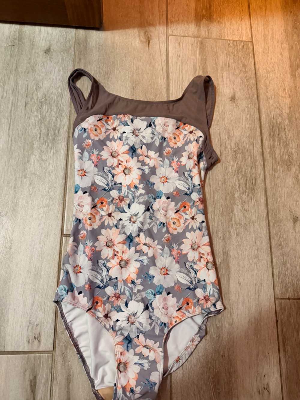 Eleve Dancewear Floral Leotard in Mauve, Peach and White